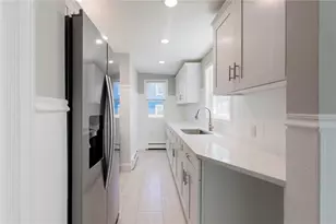 41 Almy St, Providence, RI 02909 - Photo 9