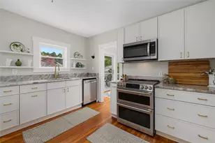 94 Lake St, South Kingstown, RI 02879 - Photo 23