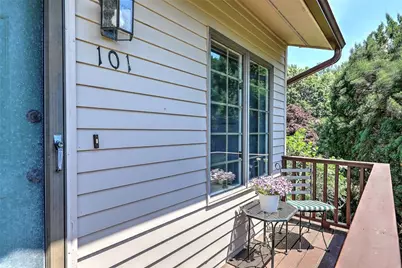 101 Cardinal Drive, North Kingstown, RI 02852 - Photo 3