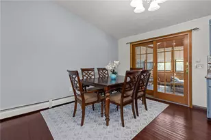 2 Dogwood Dr, Cranston, RI 02921 - Photo 11