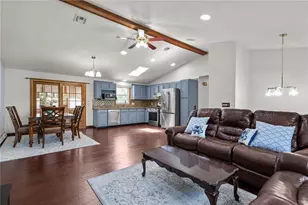 2 Dogwood Dr, Cranston, RI 02921 - Photo 9