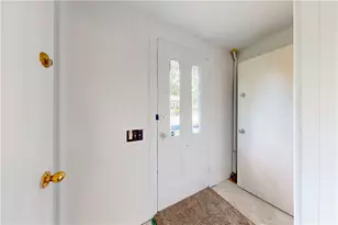 978 Kingstown Rd, South Kingstown, RI 02879 - Photo 13