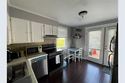 45 Hammond Street #3, Newport, RI 02840 - Photo 5