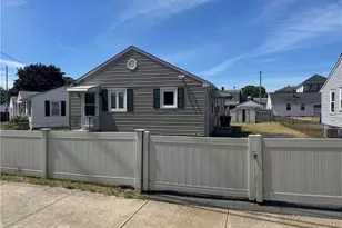 315 Rhode Island Ave, Pawtucket, RI 02860 - Photo 1