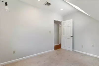 157 Irving Avenue, Providence, RI 02906 - Photo 23