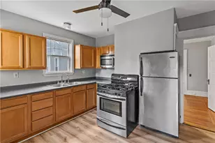 157 Irving Ave, Providence, RI 02906 - Photo 5