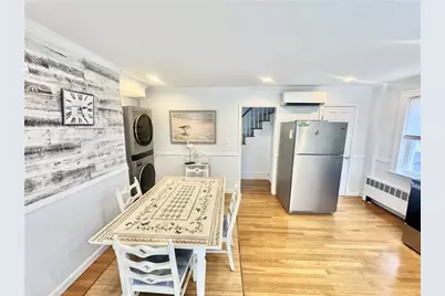 5 Byrnes Street, Newport, RI 02840 - Photo 9