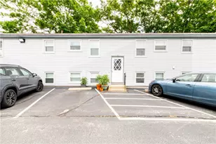34 Capuano Ave, Cranston, RI 02920 - Photo 23