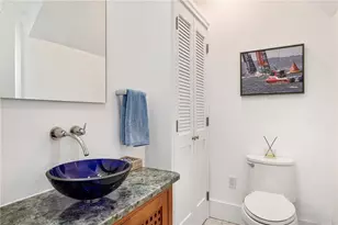 592 Tuckerman Ave, Middletown, RI 02842 - Photo 25