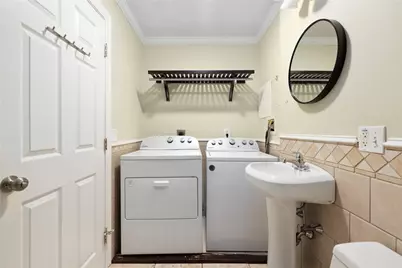 2799 Pawtucket Avenue, East Providence, RI 02914 - Photo 29