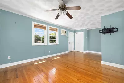 2799 Pawtucket Avenue, East Providence, RI 02914 - Photo 11