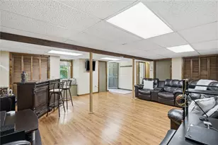 72 Fairweather Ave, Cranston, RI 02910 - Photo 23
