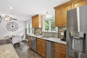 72 Fairweather Ave, Cranston, RI 02910 - Photo 3