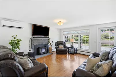 72 Fairweather Avenue, Cranston, RI 02910 - Photo 9