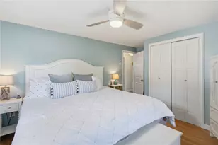 72 Fairweather Ave, Cranston, RI 02910 - Photo 13