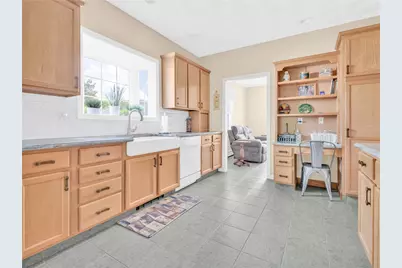 48 Orchard Meadows Drive, Smithfield, RI 02917 - Photo 9
