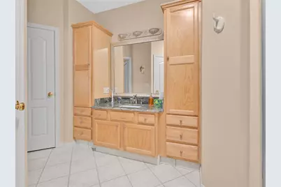 48 Orchard Meadows Drive, Smithfield, RI 02917 - Photo 19