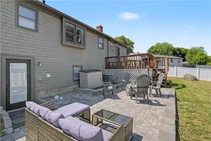 162 Larchmont Rd, Warwick, RI 02886 - Photo 33