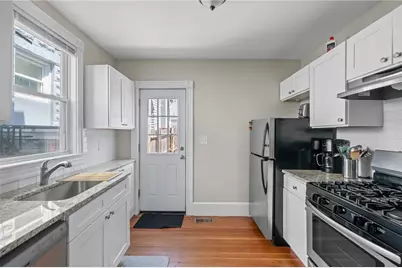 8 Spring Street #A, Newport, RI 02840 - Photo 11