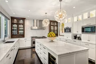 4 Jones Cir, Barrington, RI 02806 - Photo 9