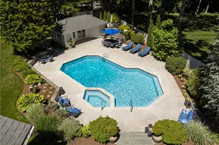 4 Jones Cir, Barrington, RI 02806 - Photo 29