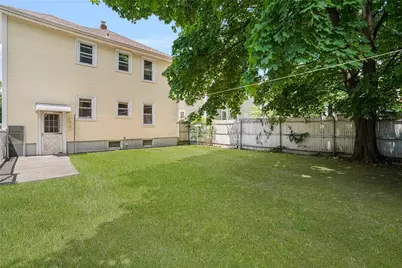 147 Tweed Street, Pawtucket, RI 02861 - Photo 35