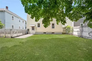147 Tweed St, Pawtucket, RI 02861 - Photo 33