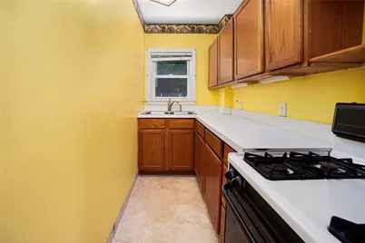 147 Tweed Street, Pawtucket, RI 02861 - Photo 11