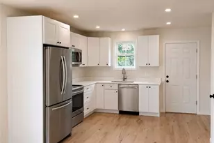 4 Donelson St, Providence, RI 02908 - Photo 3