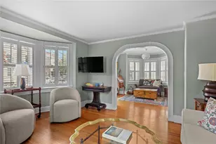 8 Sanford St, Newport, RI 02840 - Photo 5