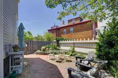 8 Sanford Street, Newport, RI 02840 - Photo 23