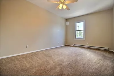 33 Railroad Avenue #2, Westerly, RI 02891 - Photo 5