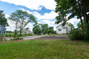 1402 S Broadway, East Providence, RI 02914 - Photo 21