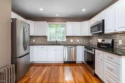 1402 S Broadway, East Providence, RI 02914 - Photo 5