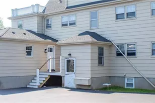 118 Ruggles Ave, Newport, RI 02840 - Photo 43