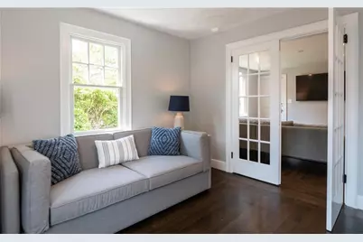 118 Ruggles Avenue #101, Newport, RI 02840 - Photo 9