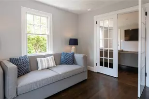 118 Ruggles Ave, Newport, RI 02840 - Photo 9