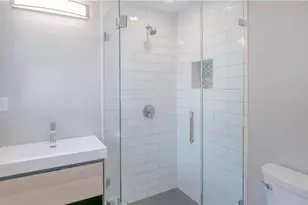 118 Ruggles Ave, Newport, RI 02840 - Photo 27
