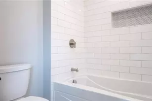 118 Ruggles Ave, Newport, RI 02840 - Photo 37