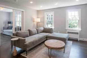 118 Ruggles Ave, Newport, RI 02840 - Photo 7
