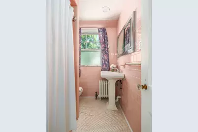 173 Lexington Avenue, Providence, RI 02907 - Photo 33