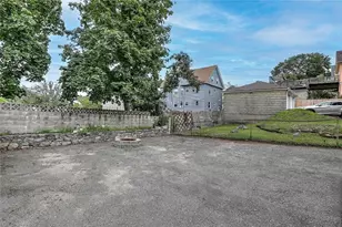 16 Duncan Ave, Providence, RI 02906 - Photo 27