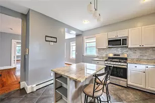 16 Duncan Ave, Providence, RI 02906 - Photo 3