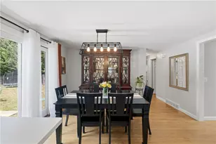 187 Love Ln, Warwick, RI 02886 - Photo 7