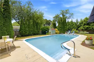 187 Love Ln, Warwick, RI 02886 - Photo 29