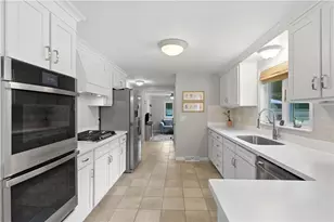 187 Love Ln, Warwick, RI 02886 - Photo 13