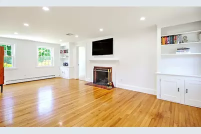 29 Melrose Avenue, Barrington, RI 02806 - Photo 3