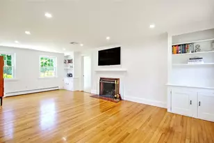 29 Melrose Ave, Barrington, RI 02806 - Photo 3