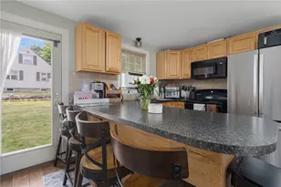 50 Memorial Ave, Johnston, RI 02919 - Photo 9