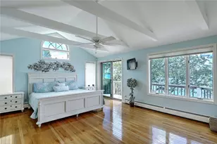 129 Seaside Dr, Jamestown, RI 02835 - Photo 25